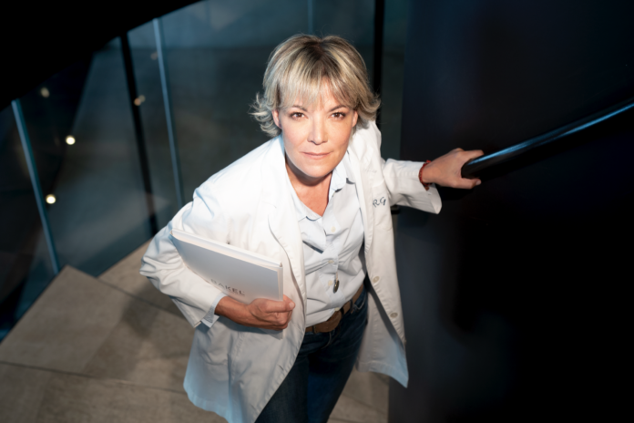 RAFFAELLA GREGORIS FOUNDER DI BAKEL bakel